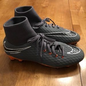 Boys Soccer / Turf NIKE HYPERVENOM cleats